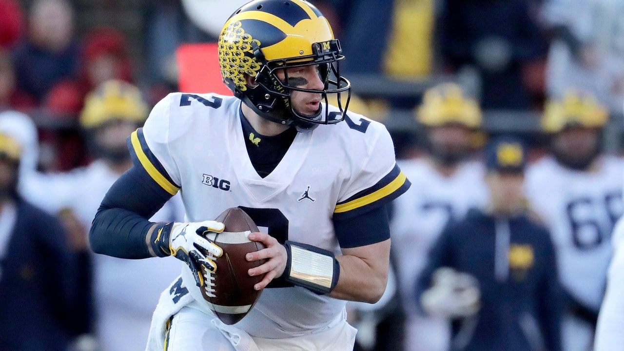 Patterson throws 3 TDs, No. 4 Michigan beats Rutgers 42-7